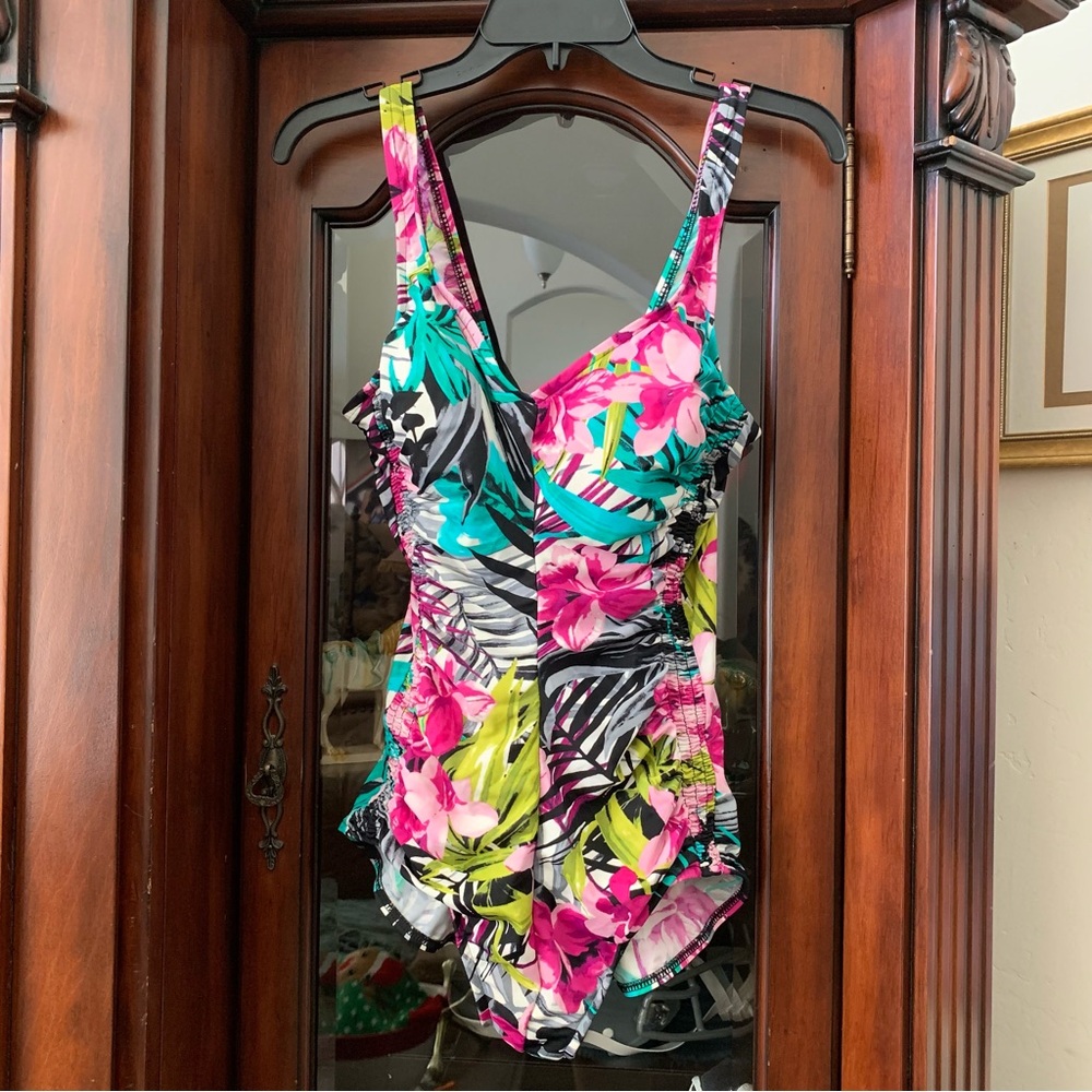 Vintage Rose Marie Reid Floral Swimsuit Women’s 12 Lined Tummy Control Pink EUC